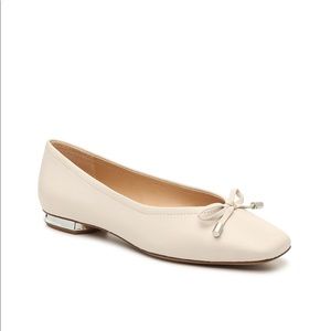 Franco Sarto Alexane Flats - Size 10 - Ivory